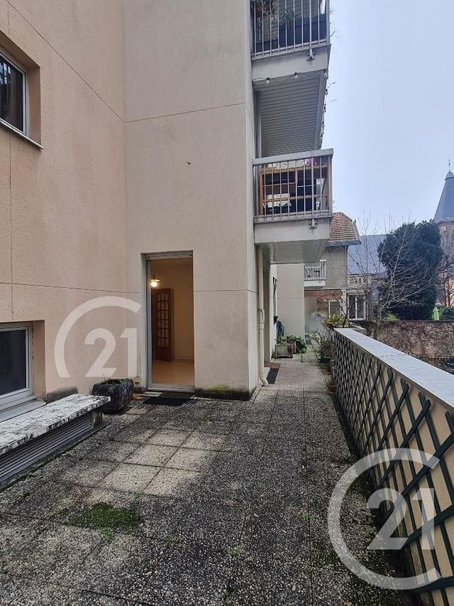 Appartement F3 à vendre - 3 pièces - 61.31 m2 - SURESNES - 92 - ILE-DE-FRANCE - Century 21 Assas Immo Consulting