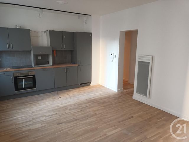 Appartement F2 à louer - 2 pièces - 40.6 m2 - SURESNES - 92 - ILE-DE-FRANCE - Century 21 Assas Immo Consulting